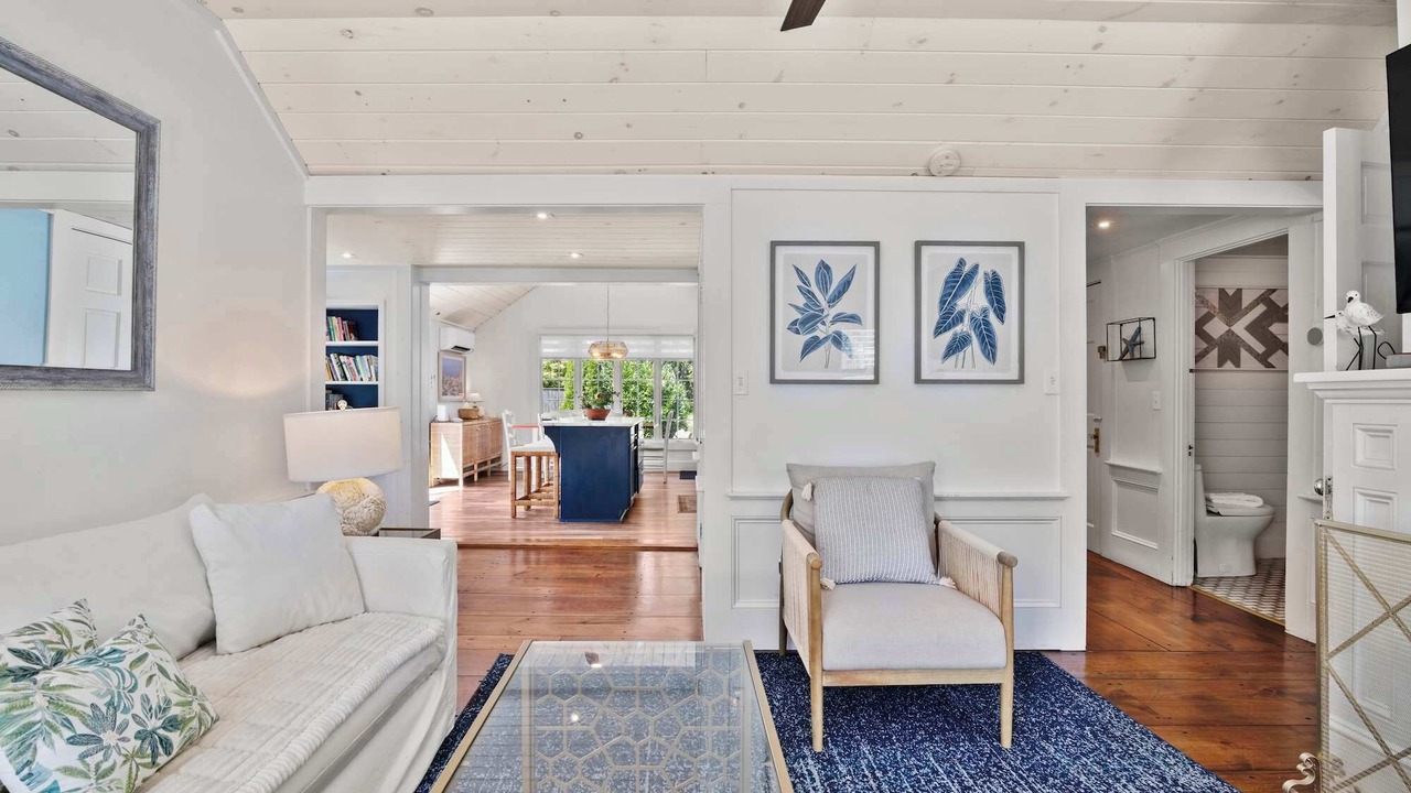 Photo of Livingroom in Yarmouth Port