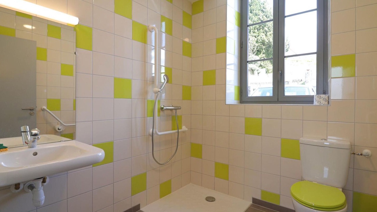 Photo of Bathroom in Lonlay-l'Abbaye