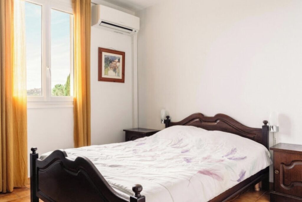 Photo of Bedroom in Cazedarnes