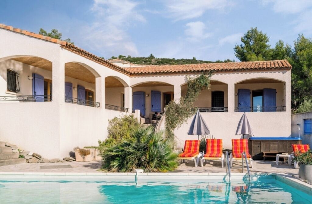 Photo of Outdoor in Siran