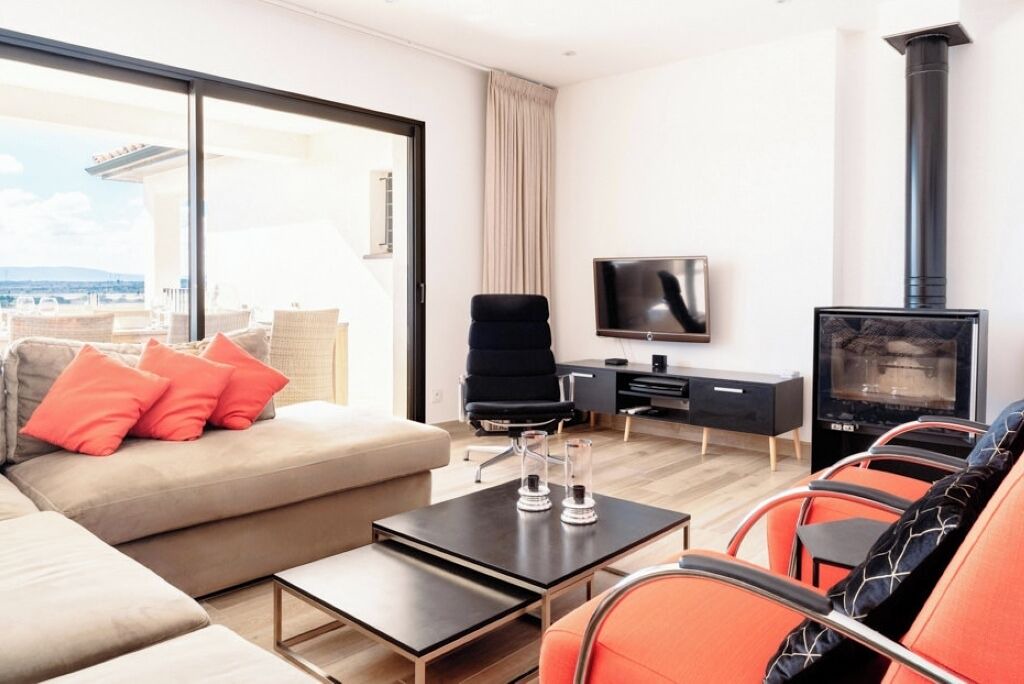 Photo of Livingroom in Azille