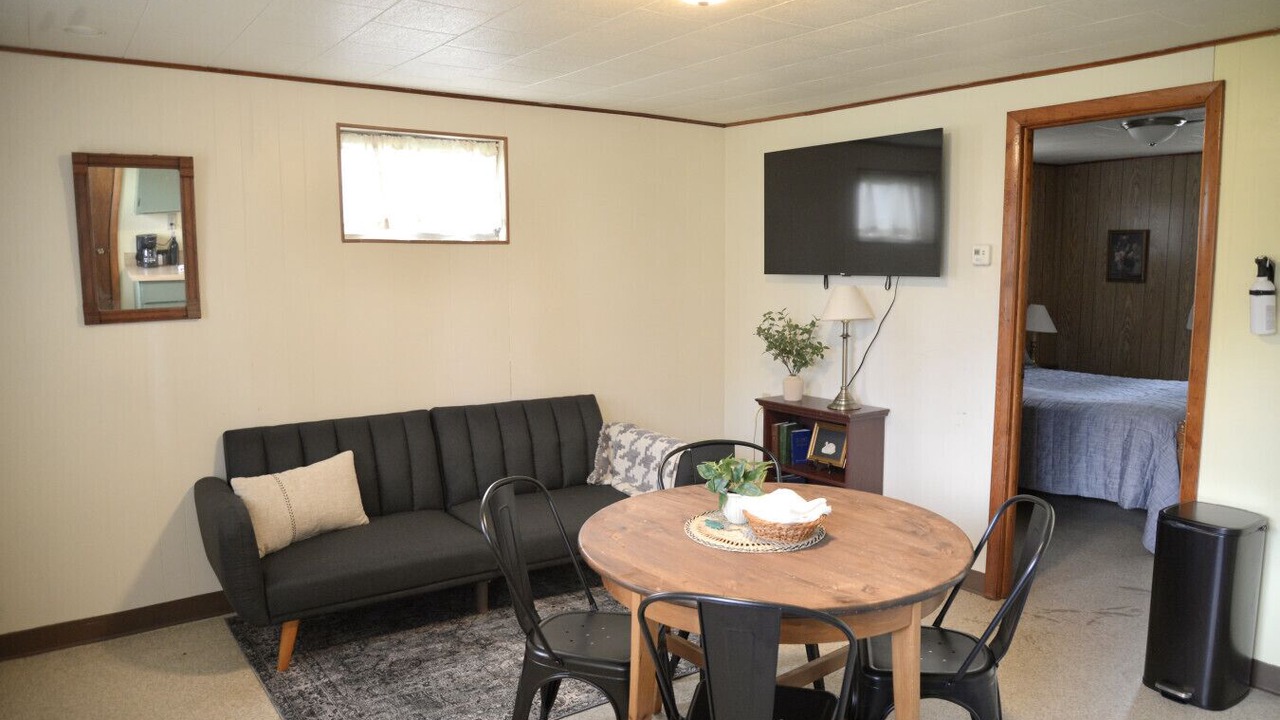 Photo of Others in Strasburg