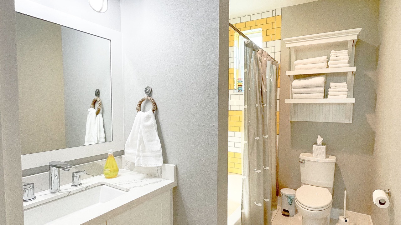 Photo of Bathroom in Beachside Village