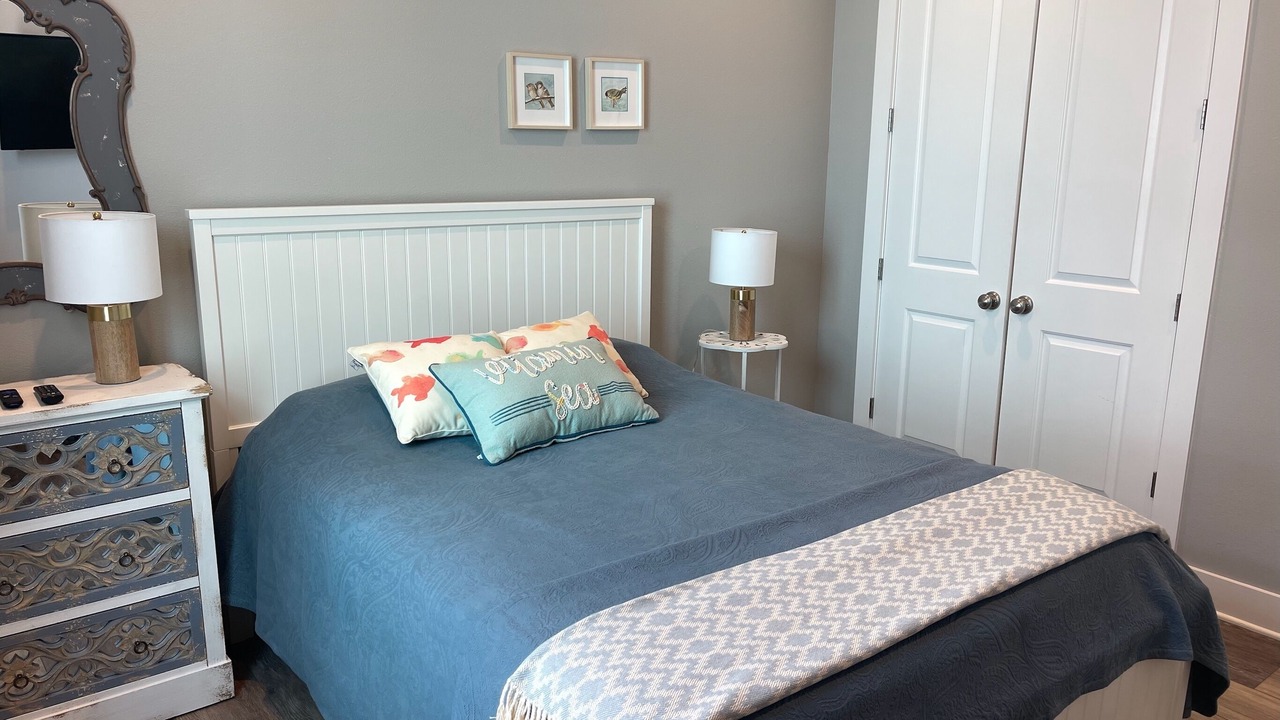 Photo of Bedroom in Beachside Village