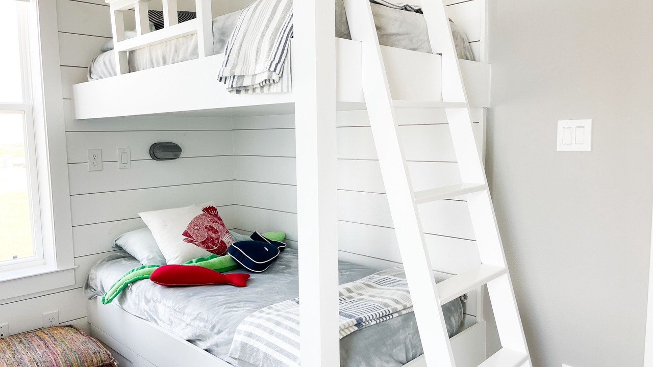Photo of Bedroom in Beachside Village