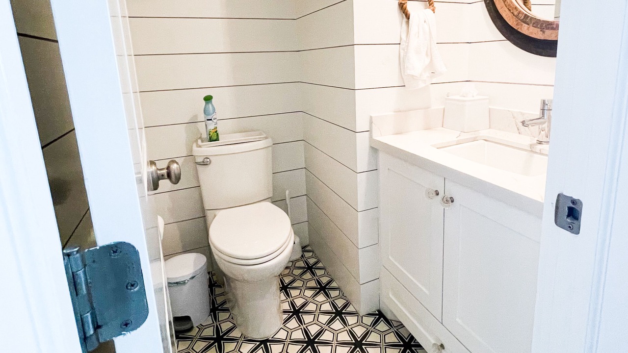Photo of Bathroom in Beachside Village