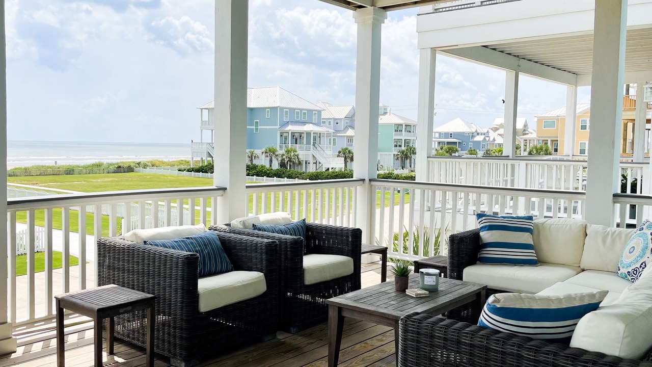 Photo of Patio Balcony in Beachside Village