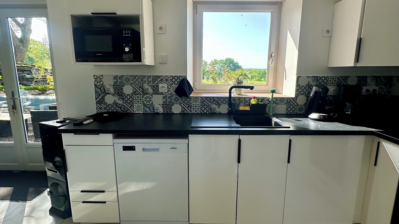 Photo of Kitchen in Saint-Senier-de-Beuvron