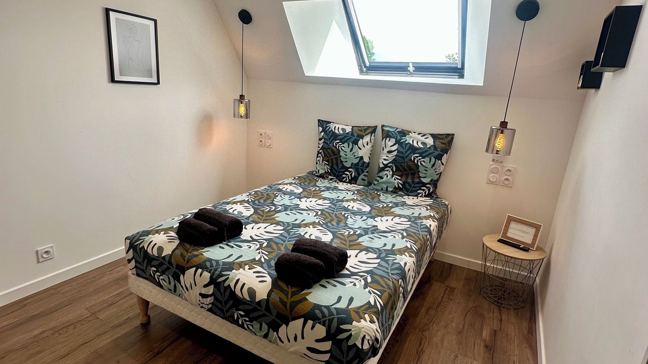 Photo of Bedroom in Saint-Senier-de-Beuvron