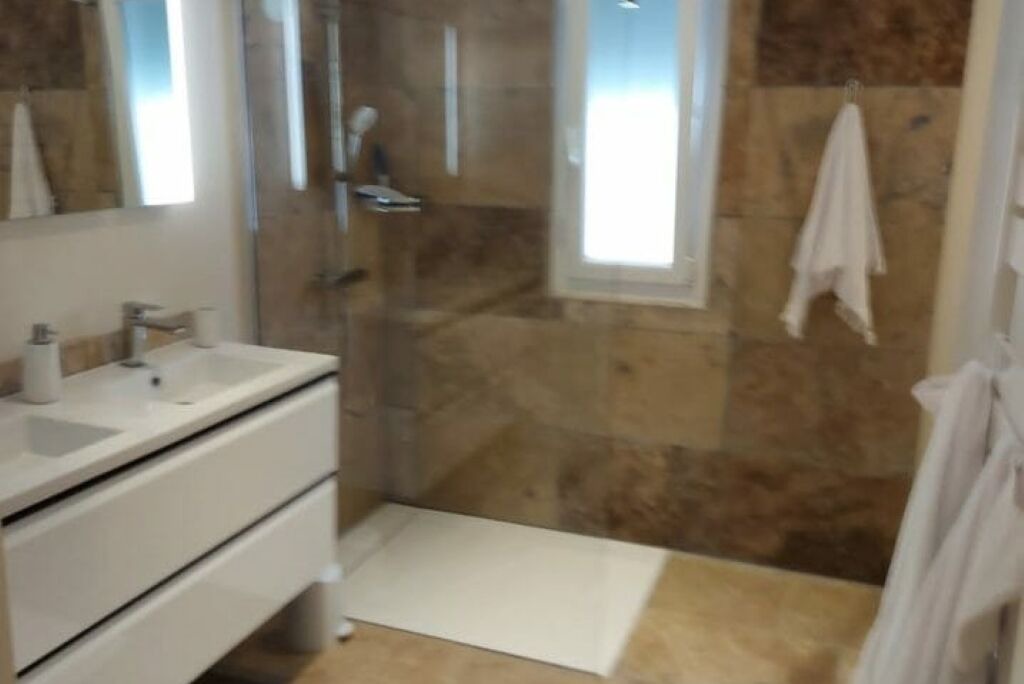 Photo of Bathroom in La Liviniere