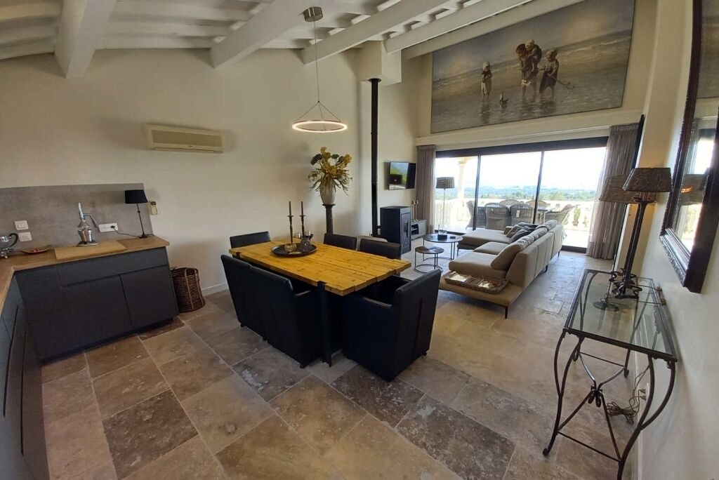 Photo of Livingroom in Siran