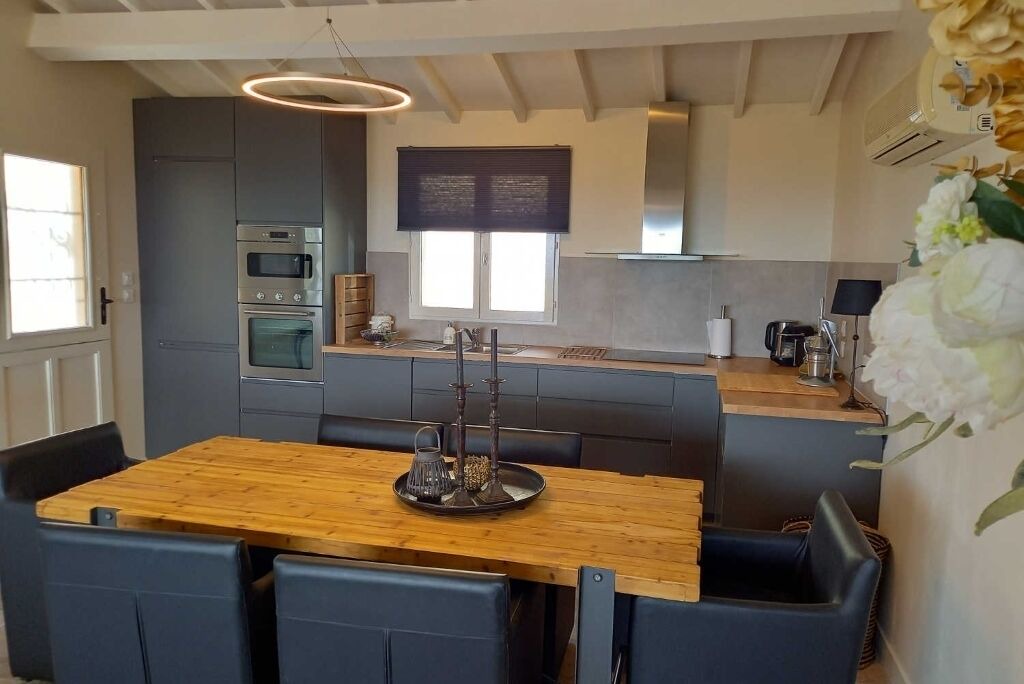 Photo of Kitchen in Siran