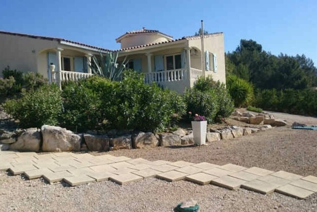 Photo of Outdoor in Siran