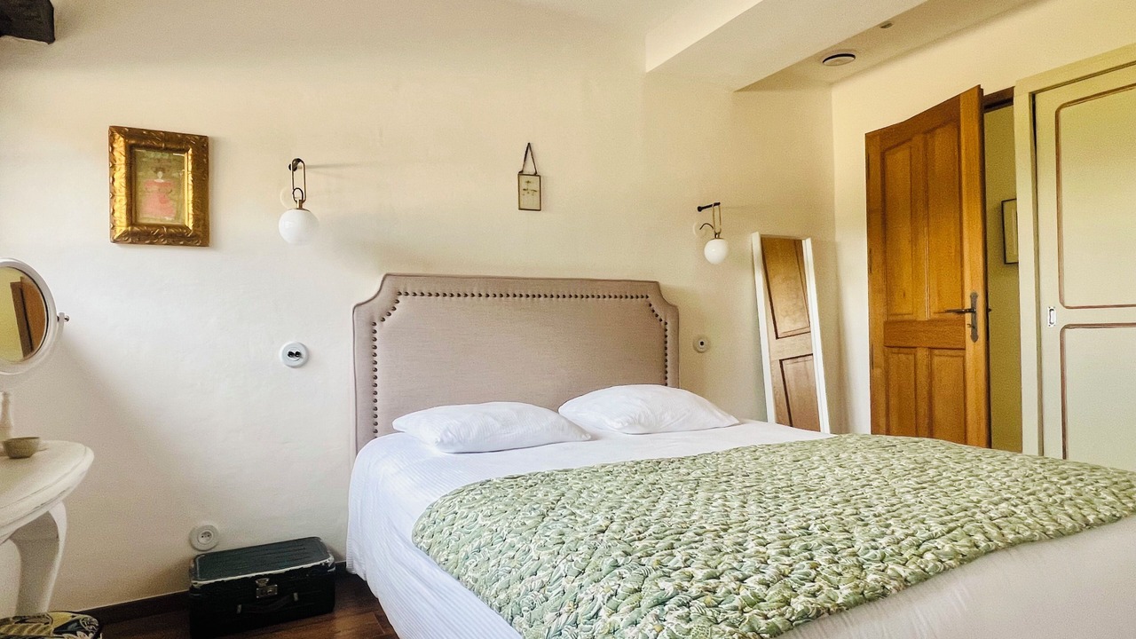Photo of Bedroom in Montiron