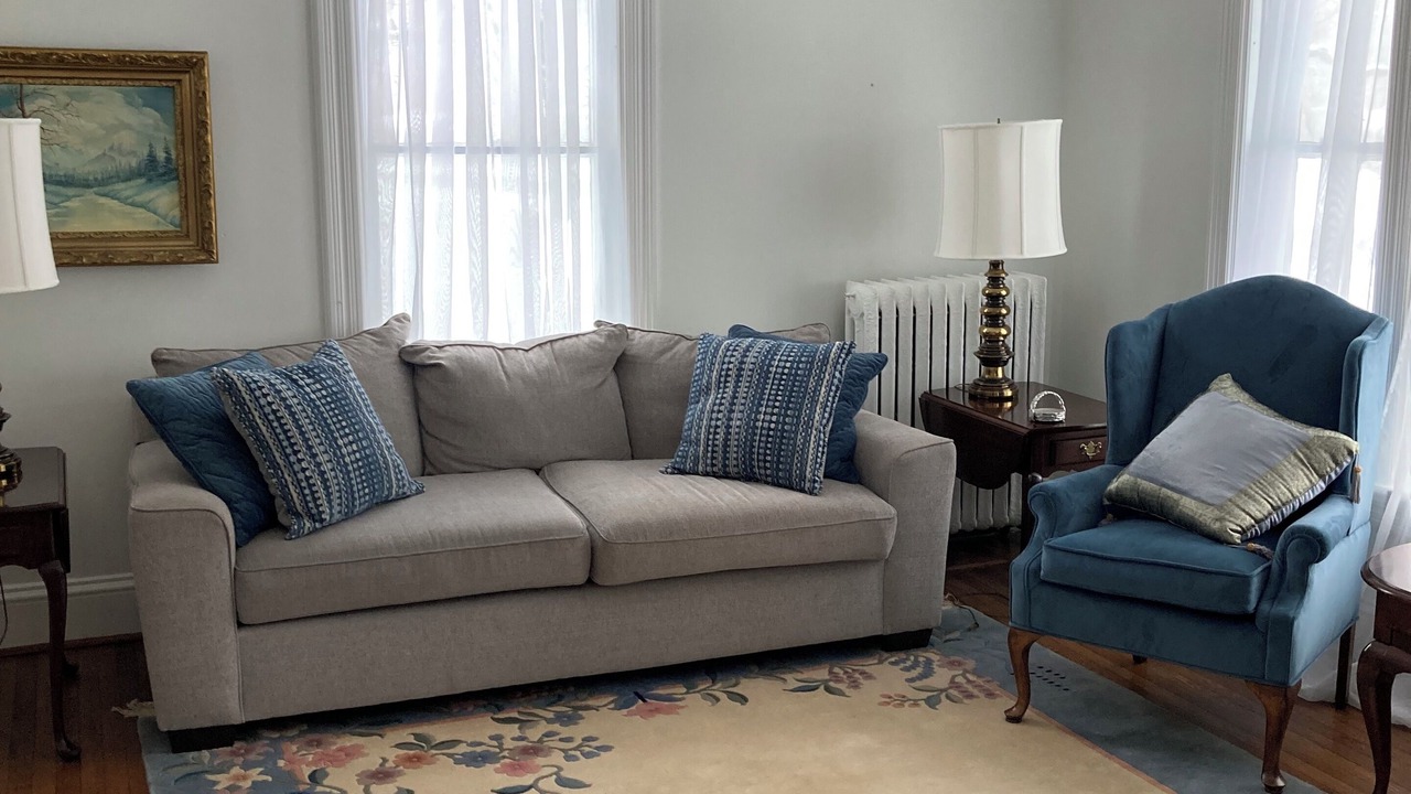 Photo of Livingroom in Oneida