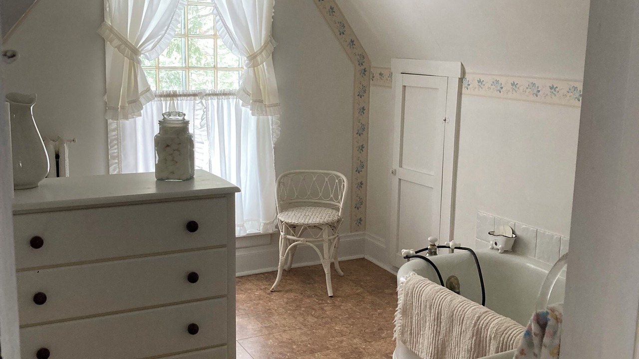 Photo of Bathroom in Oneida