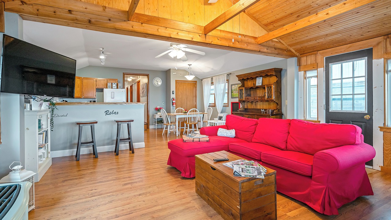 Photo of Livingroom in Crystal Beach