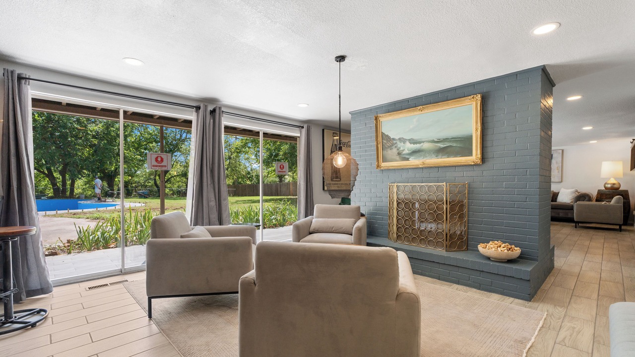 Photo of Livingroom in Central Oklahoma City