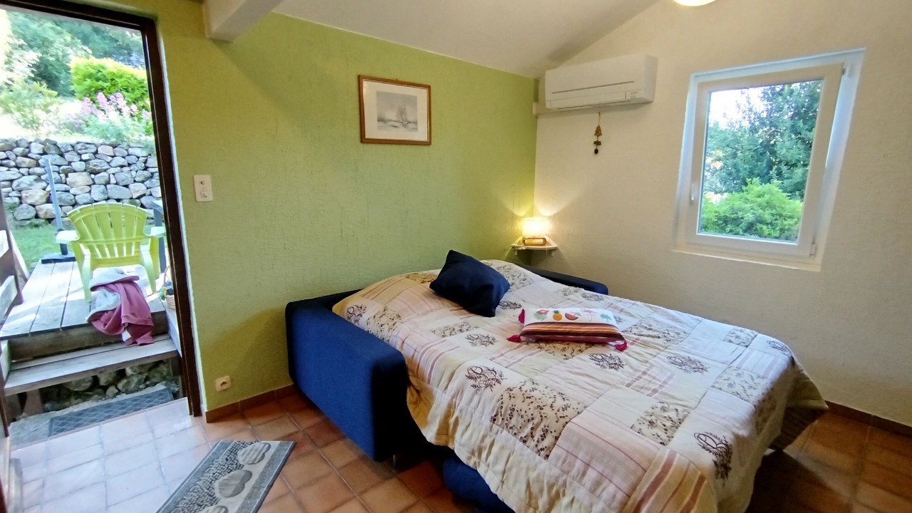 Photo of Bedroom in Joyeuse