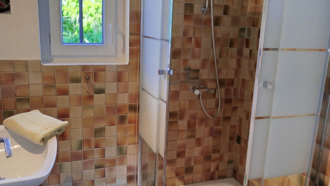 Photo of Bathroom in Joyeuse