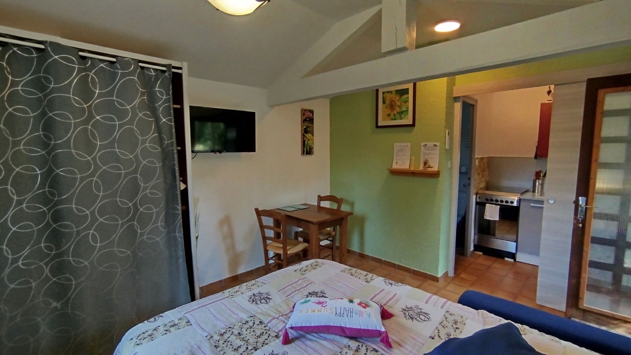 Photo of Bedroom in Joyeuse