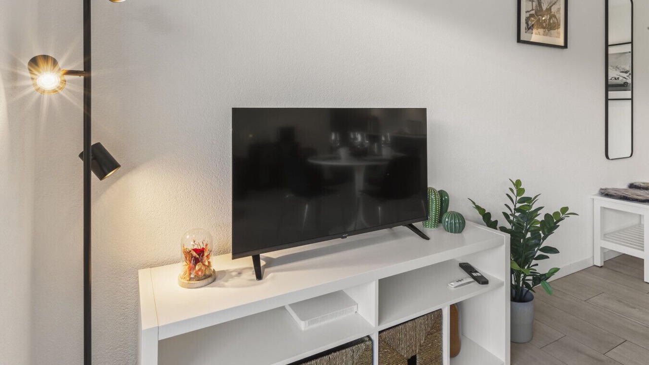 Photo of Others in Saxon