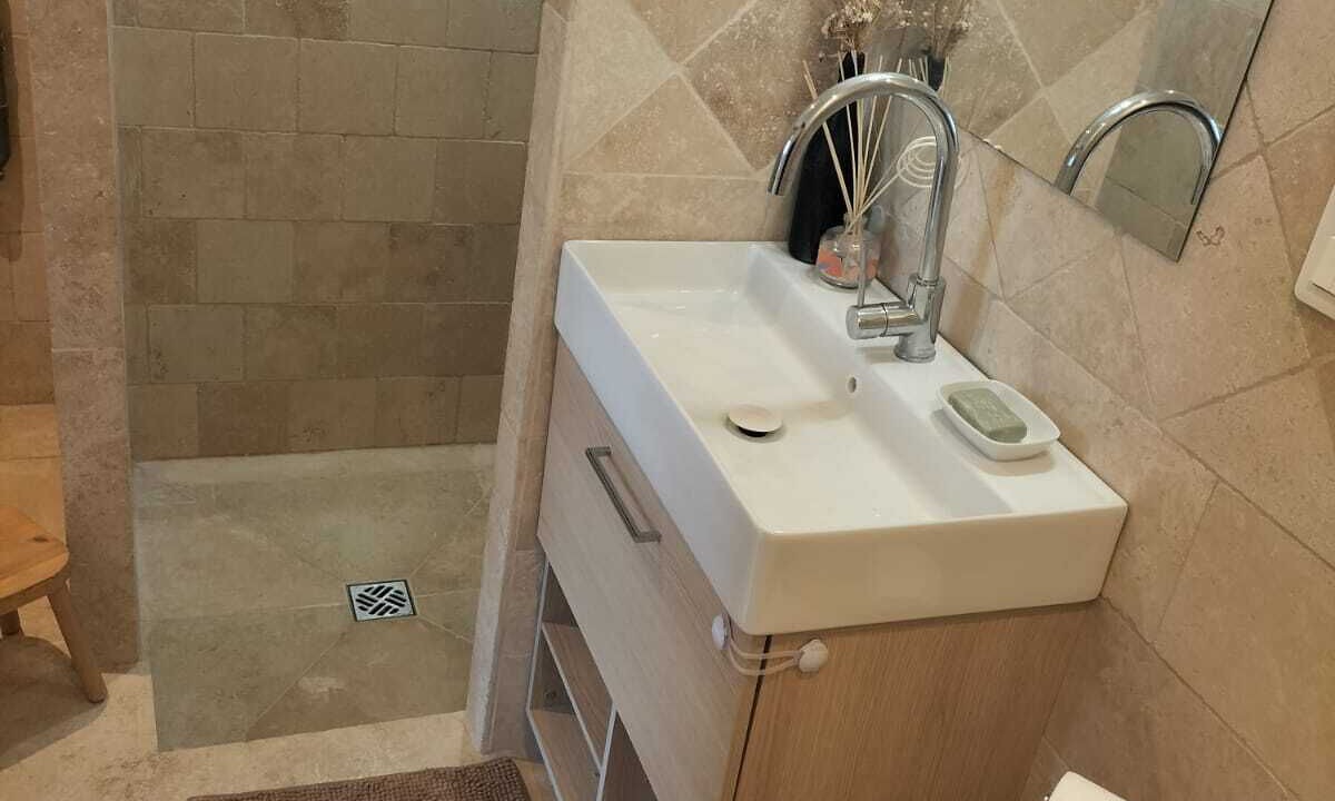 Photo of Bathroom in Volx