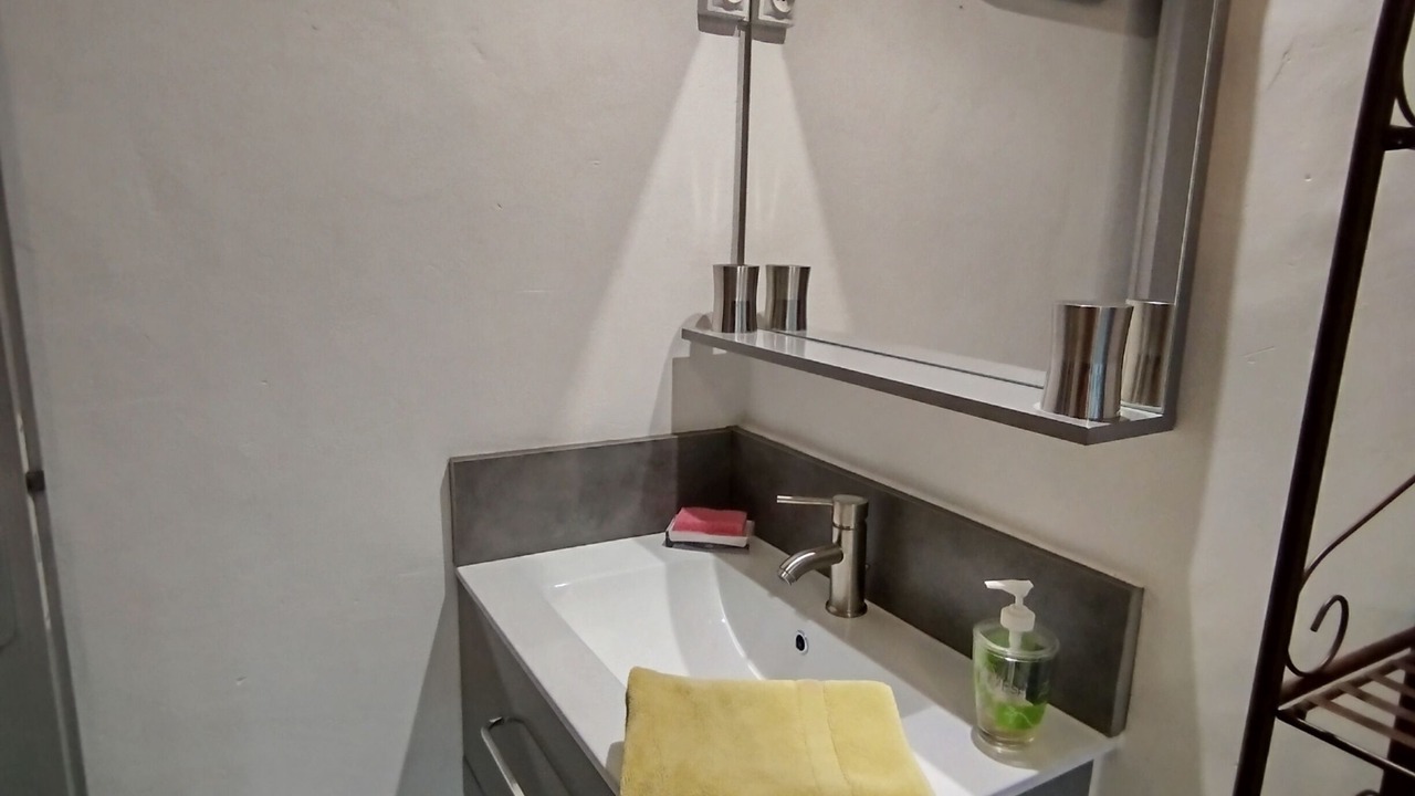 Photo of Bathroom in Joyeuse