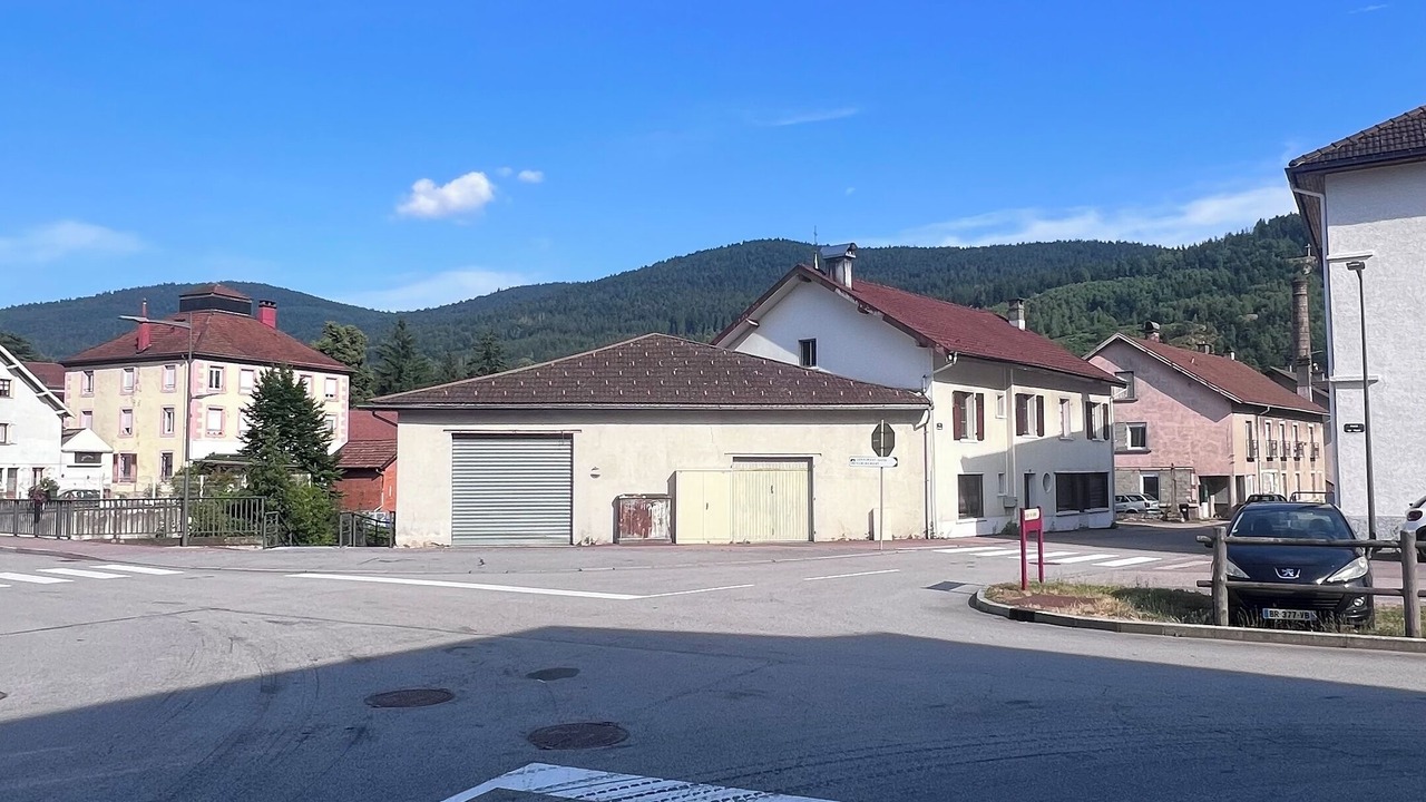 Photo of Others in Travexin