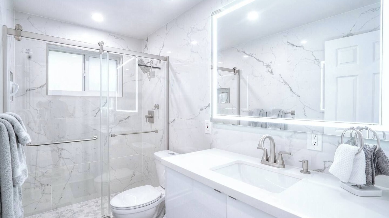Photo of Bathroom in Central Corals