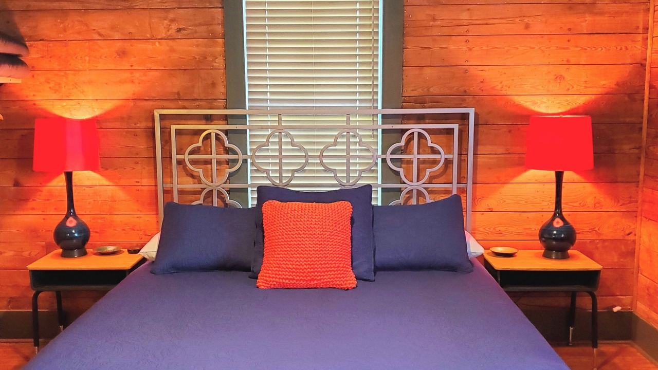 Photo of Bedroom in Shiner