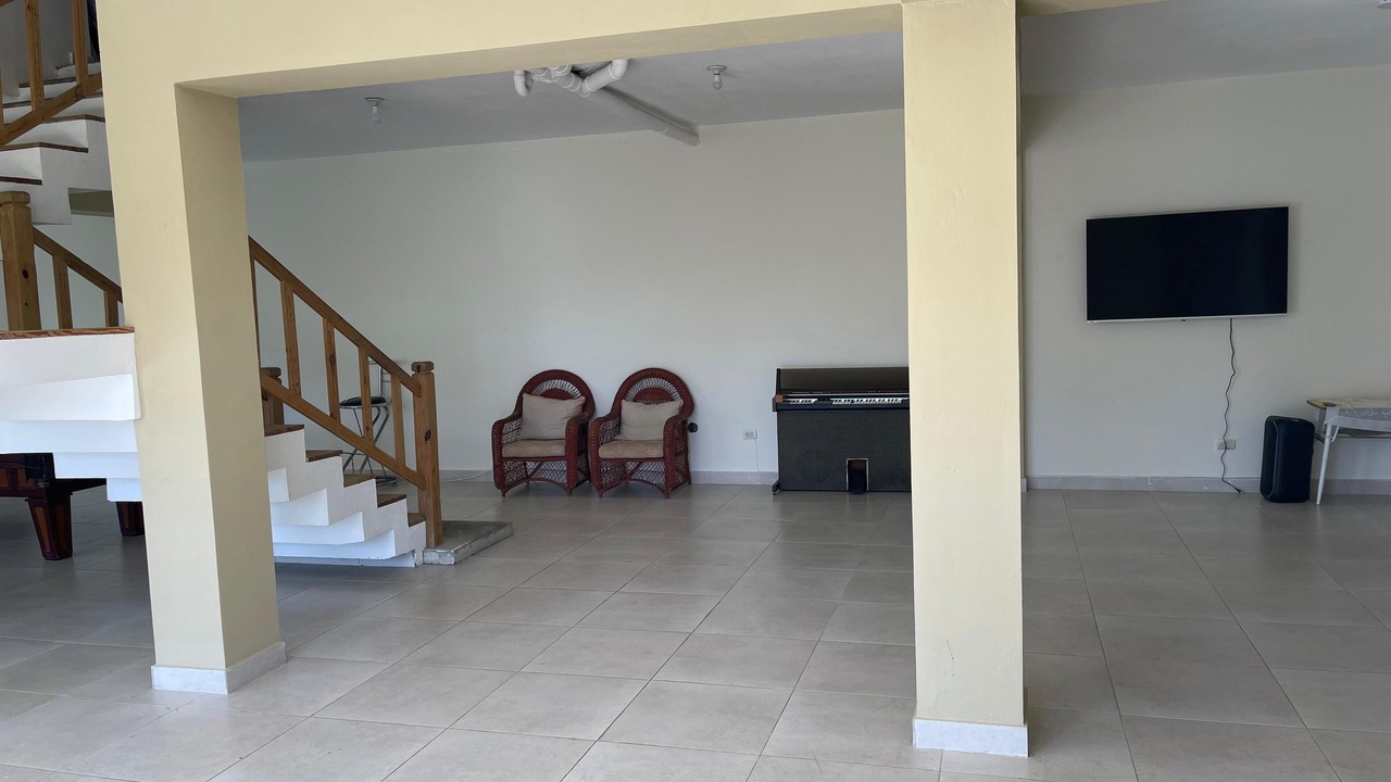 Photo of Others in Pedro Brand