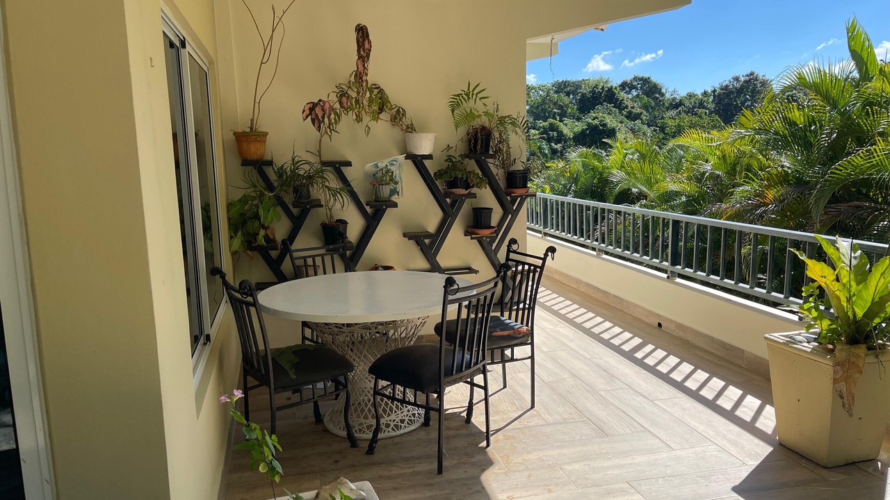 Photo of Outdoor in Pedro Brand