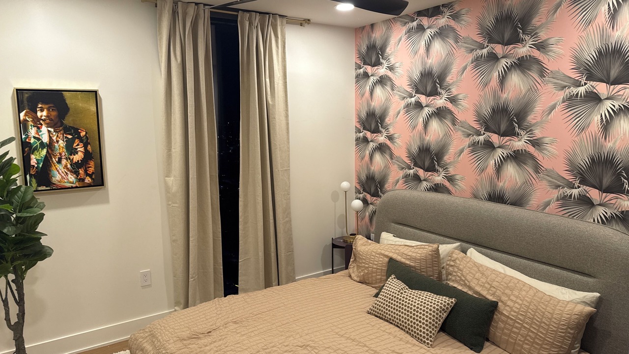 Photo of Bedroom in Rainey Street Historic District