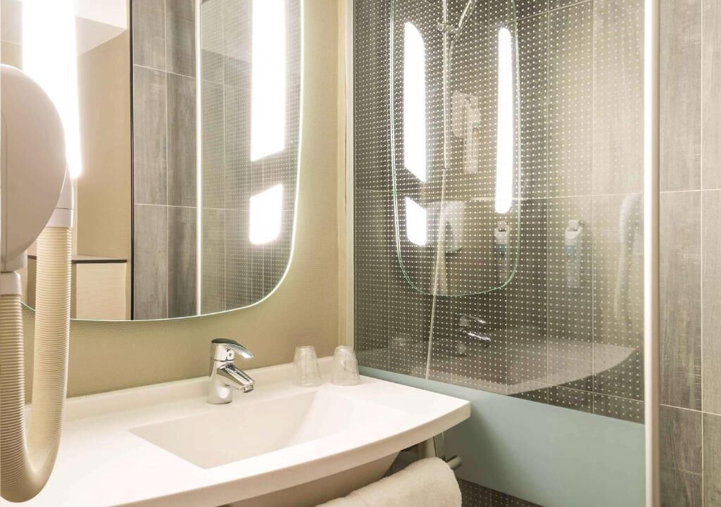 Photo of Bathroom in Eckington