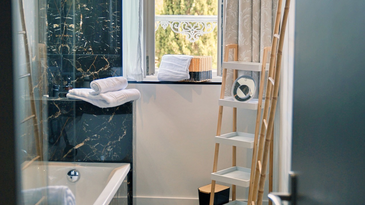 Photo of Bathroom in Villemoustaussou