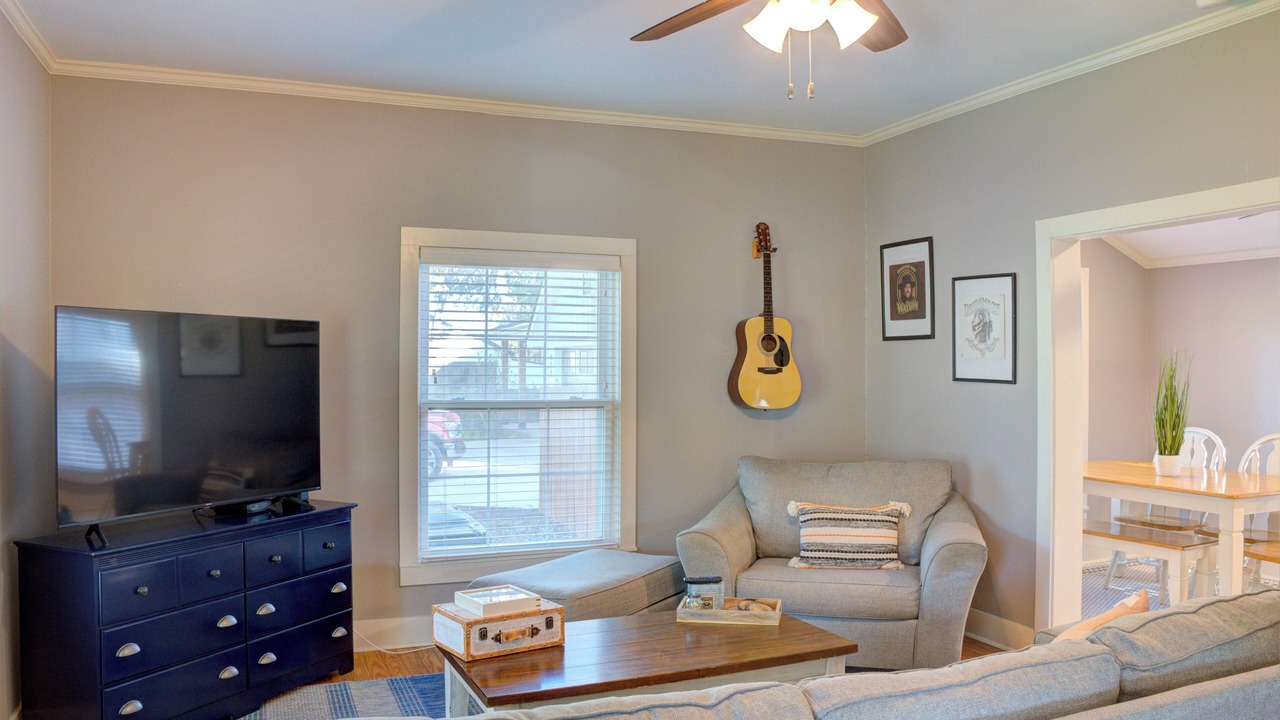 Photo of Livingroom in Lockhart