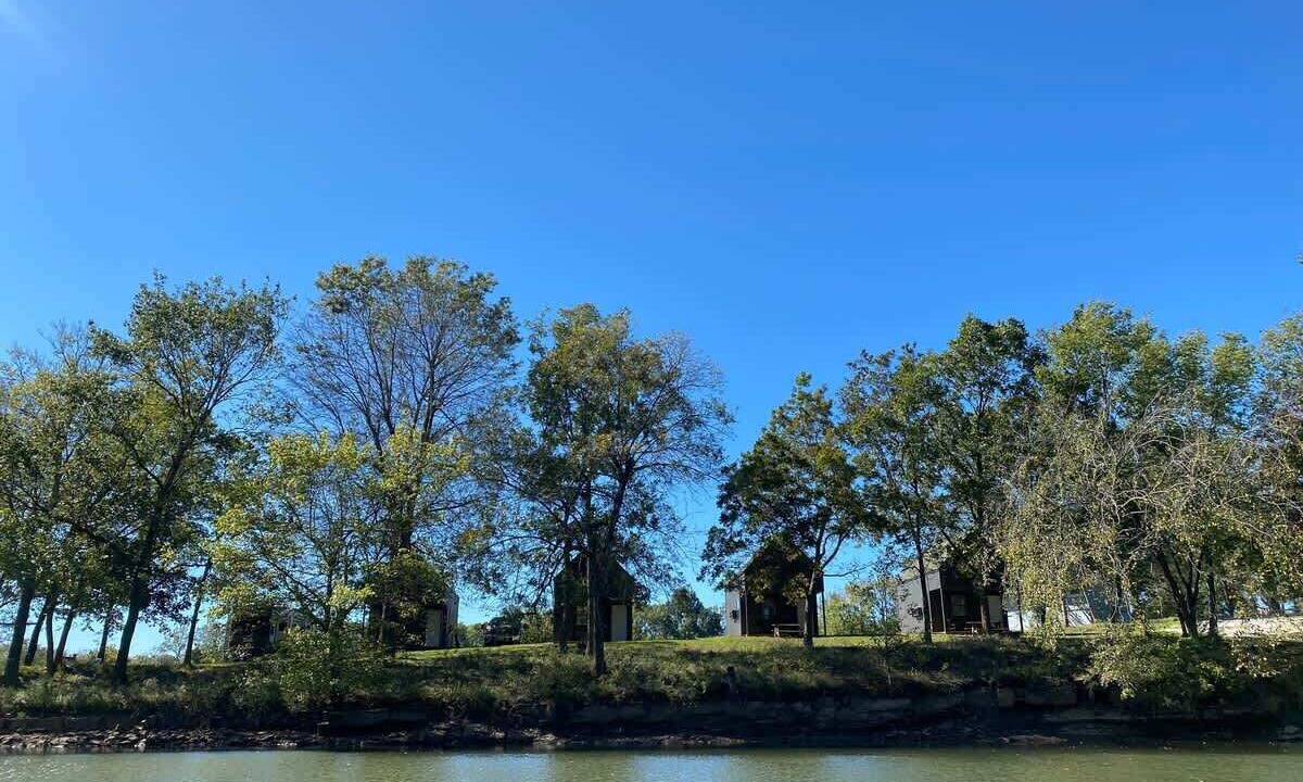 Photo of Others in Caplinger Mills