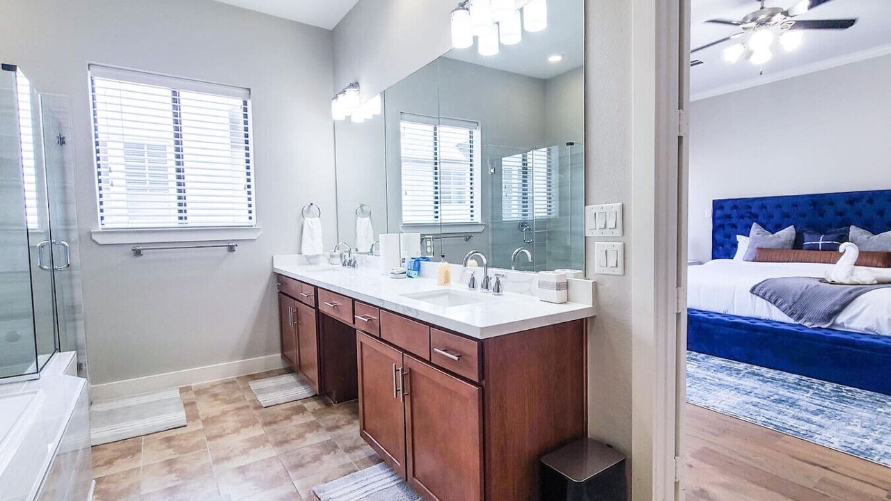 Photo of Bathroom in Washington Ave./ Memorial Park