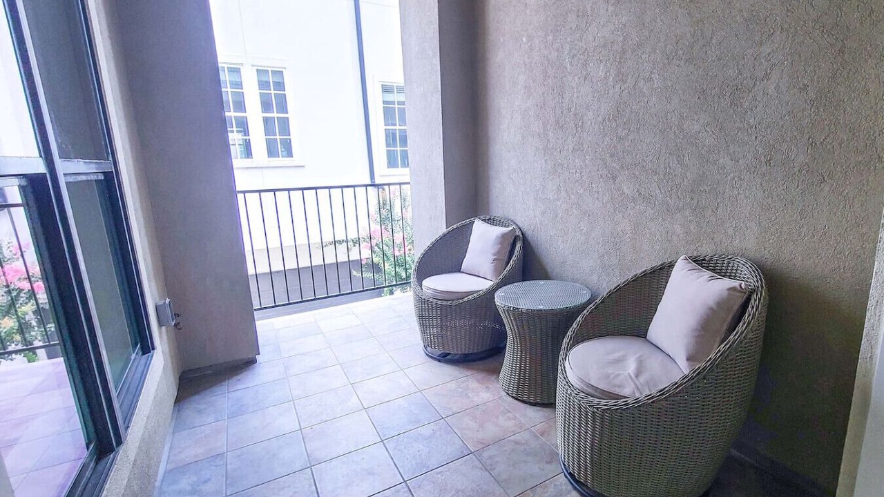 Photo of Patio Balcony in Washington Ave./ Memorial Park