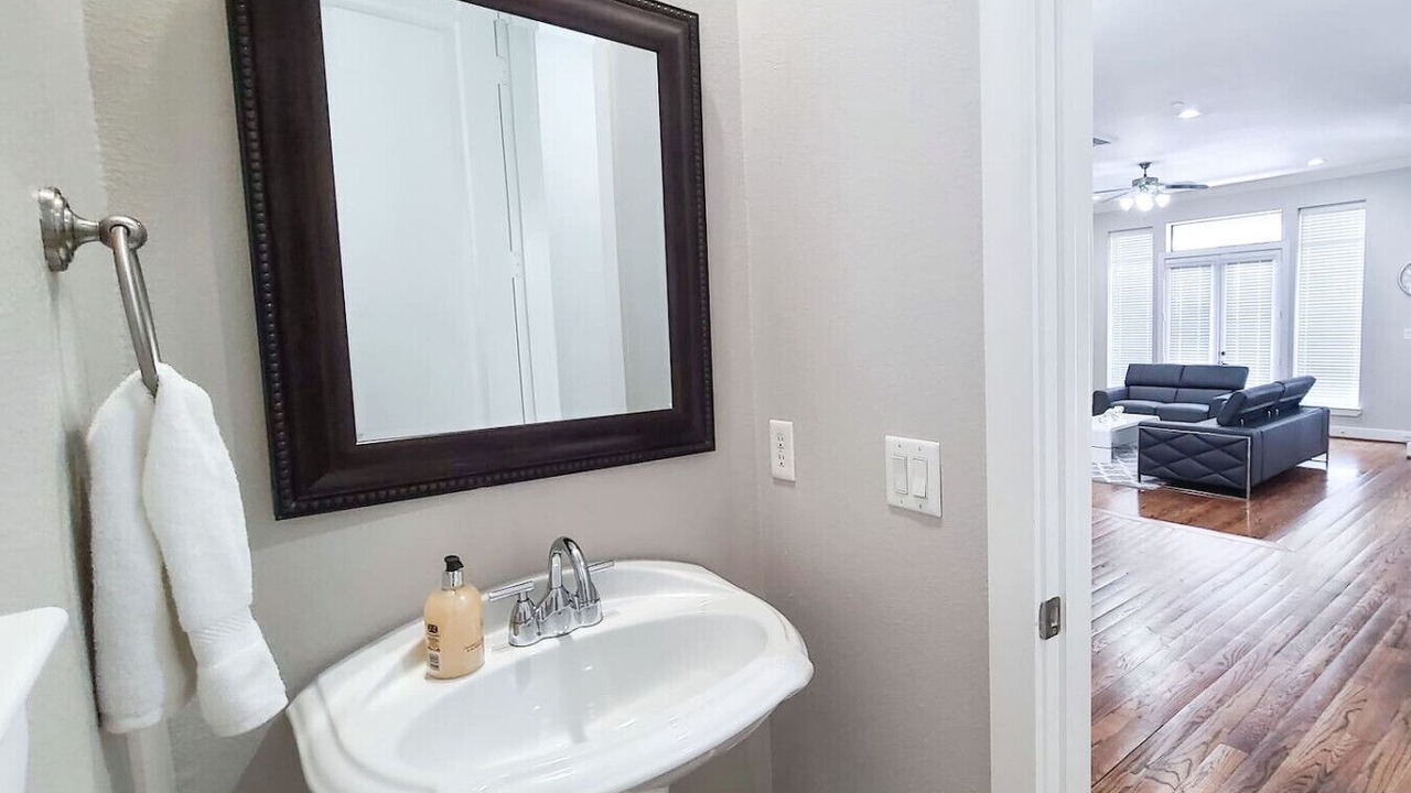 Photo of Bathroom in Washington Ave./ Memorial Park