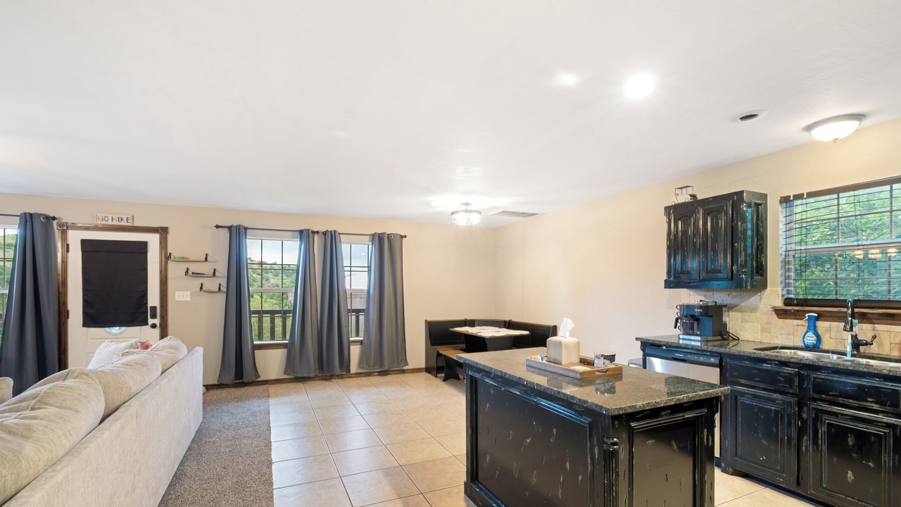 Photo of Livingroom in Medicine Park