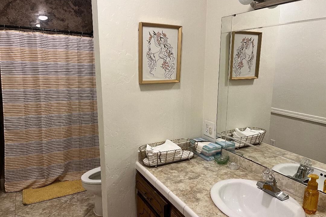 Photo of Bathroom in Canadian