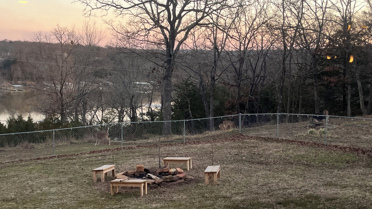 Photo of Outdoor in Canadian