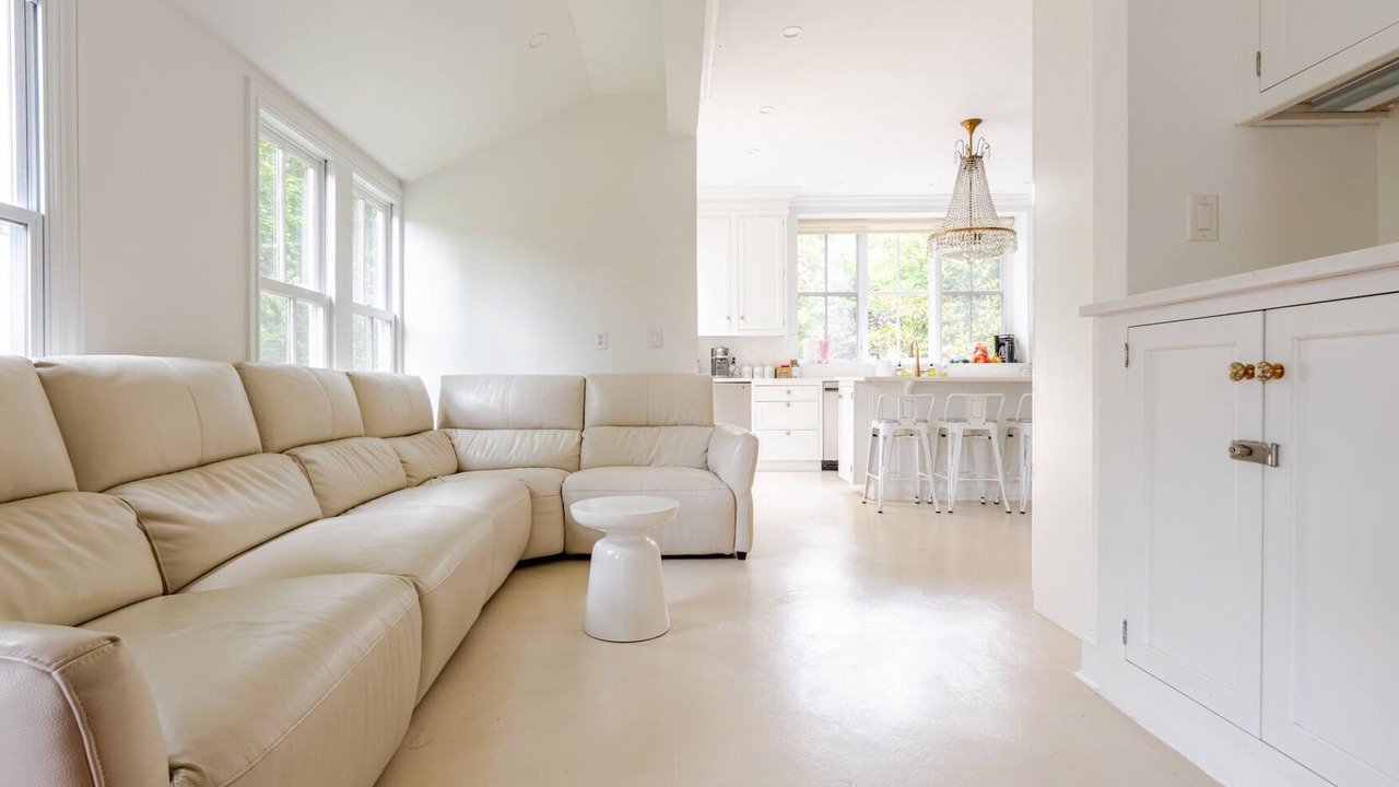Photo of Livingroom in Montclair