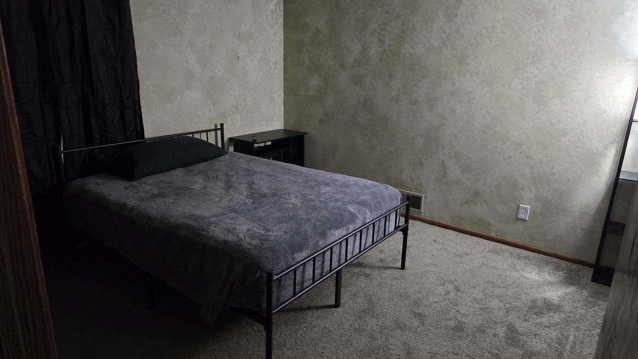 Photo of Bedroom in Hutchinson