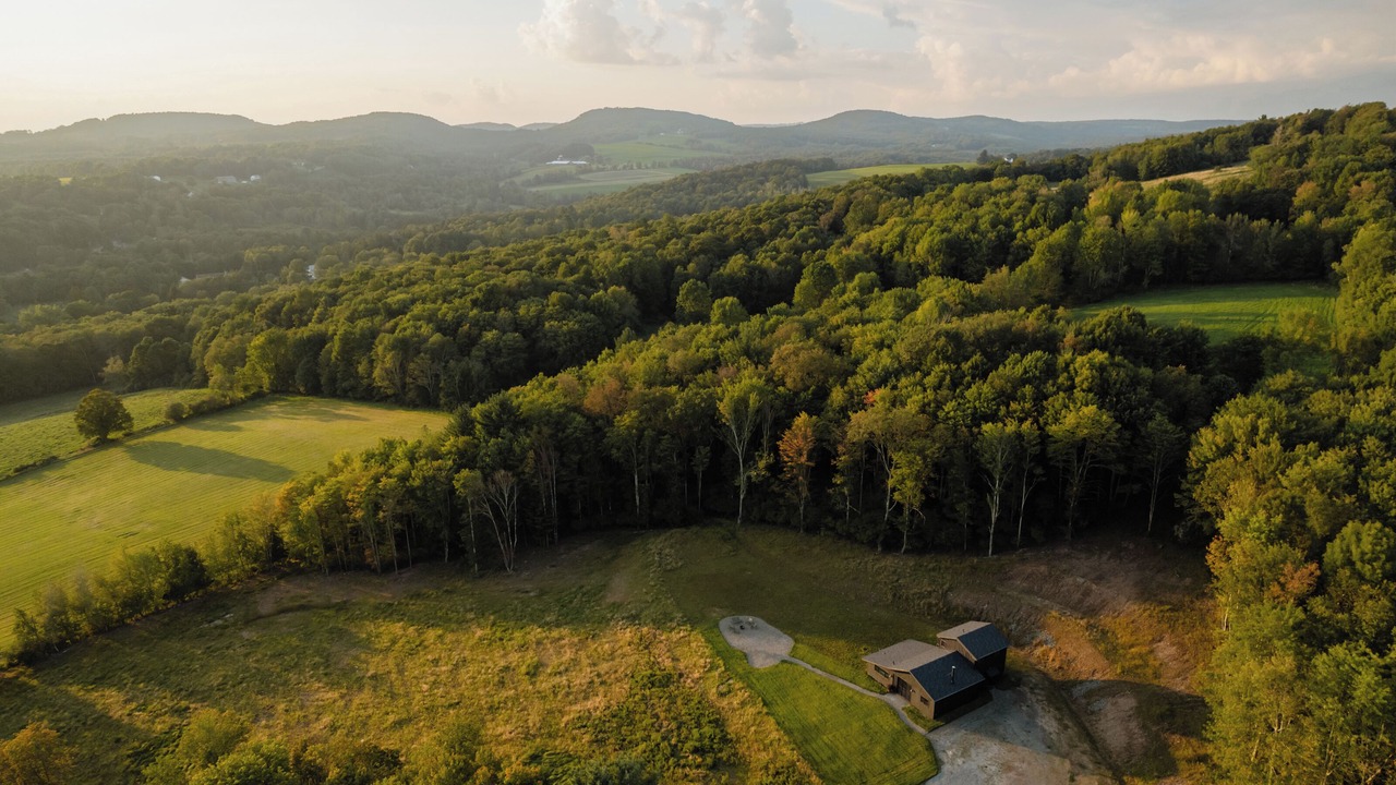 Photo of Outdoor in Jeffersonville