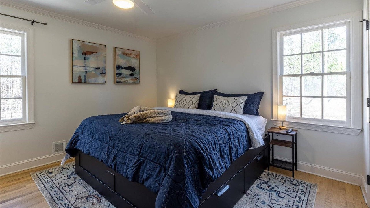 Photo of Bedroom in Acworth