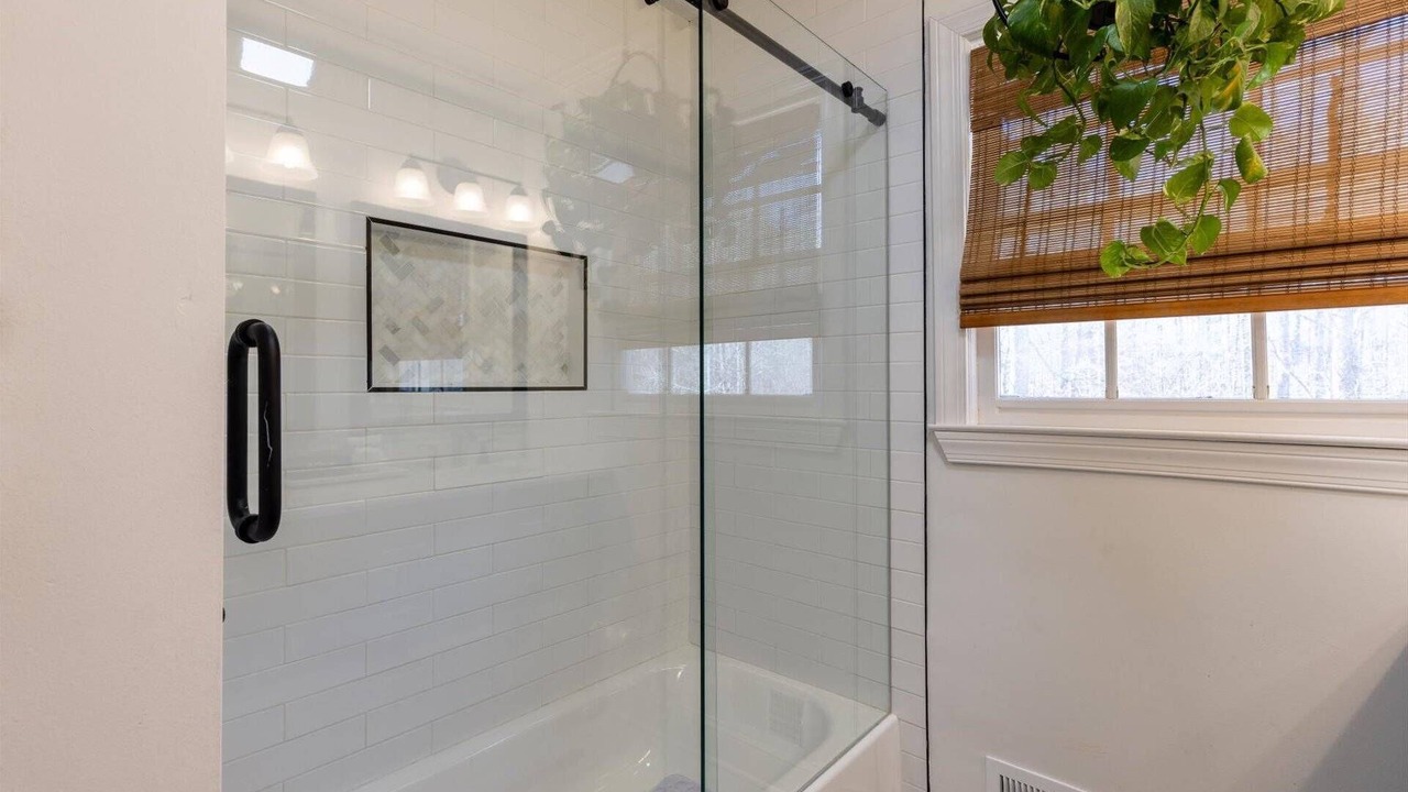Photo of Bathroom in Acworth