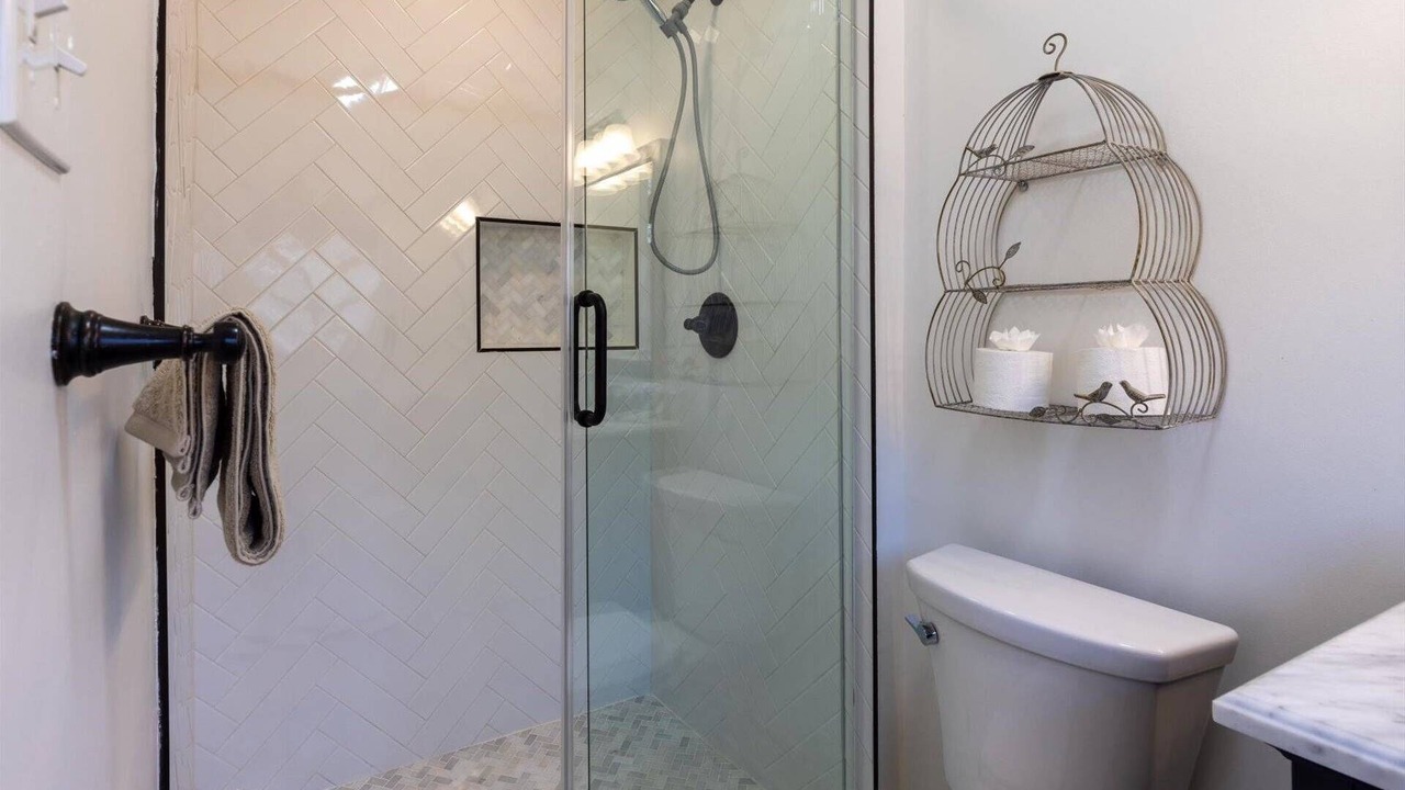 Photo of Bathroom in Acworth